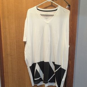 Armani Exchange White V-Neck Tee Nwot